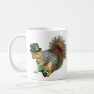 Caneca De Café Esquilo irlandês do bebendo