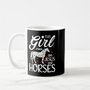 Caneca De Café Essa garota corre em Jesus e cavalos, touro de cav