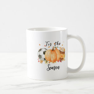 Caneca De Café Esta É A Época Para Pumpkins E Pumpki De Futebol D