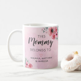 Caneca De Café Esta Mamãe Pertence À Cor De Água Floral Rosa