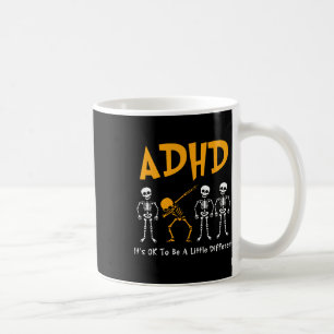 Caneca De Café Está tudo bem ser um pouco diferente de conscienti