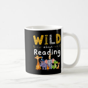 Caneca De Café Estampa animal lê um personagem de livro crianças