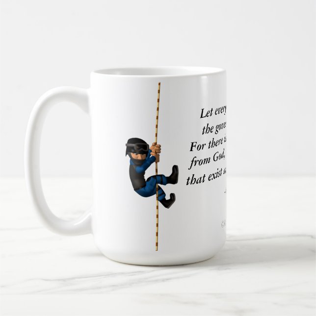 Caneca De Café Estar sujeito às autoridades (Esquerda)