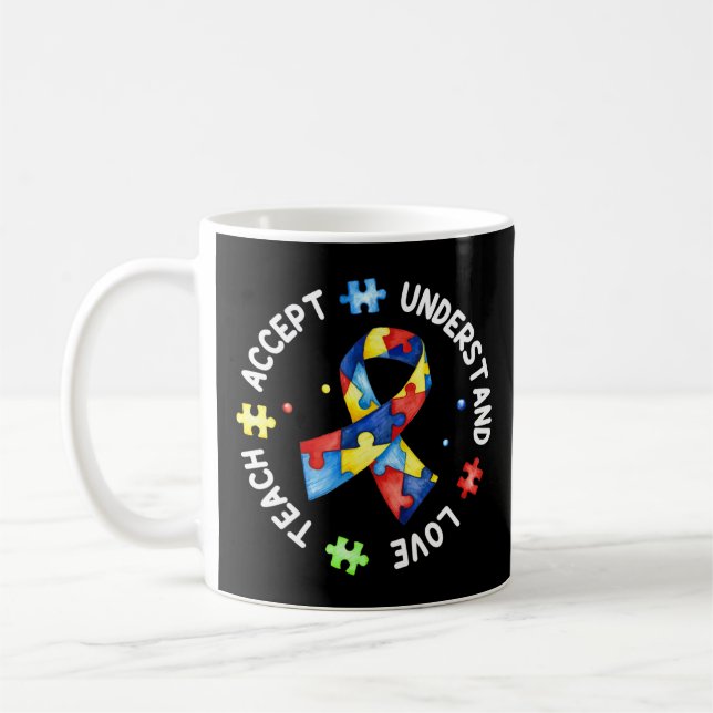 Caneca De Café Este lance com o slogan quebra-cabeça do autismo " (Esquerda)