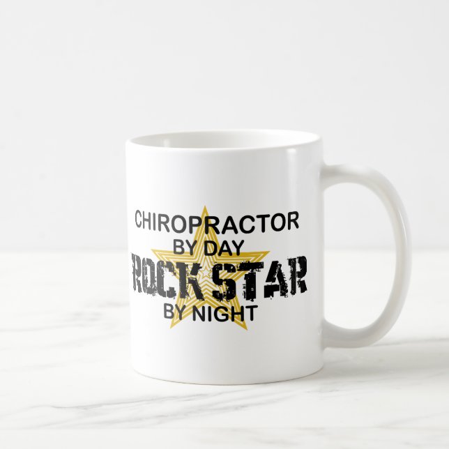 Caneca De Café Estrela do rock do Chiropractor em a noite (Direita)