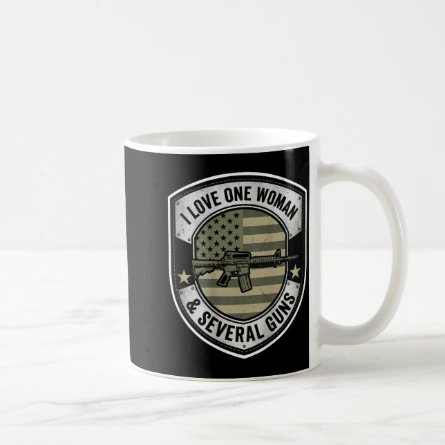 Caneca De Café Eu Amo Uma Mulher Várias Armas Marido Piada Arma e (Direita)