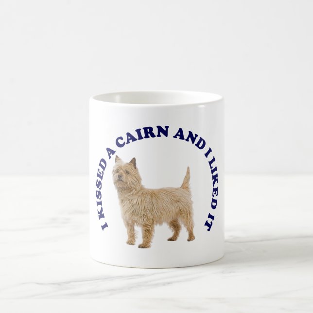 Caneca De Café Eu beijei um Terrier Cairn (Centro)