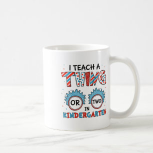 Caneca De Café Eu Ensino Uma Coisa Ou Duas No Jardim De Infância