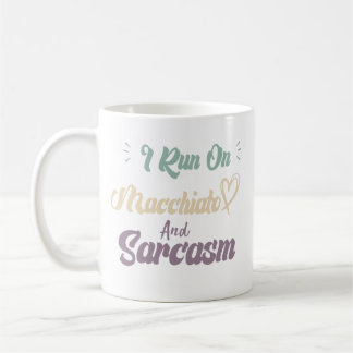 Caneca De Café Eu Funciono Com Macchiato E Sarcasmo Citação Diver