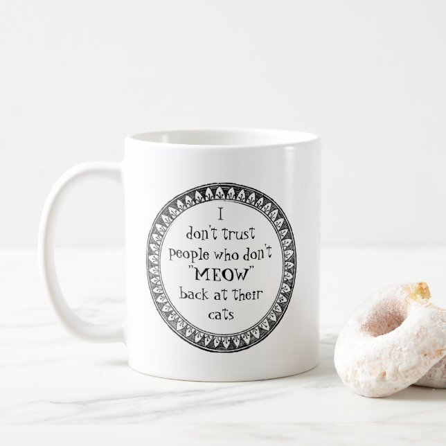 Caneca De Café Eu não confio em pessoas. . . (Com Donut)