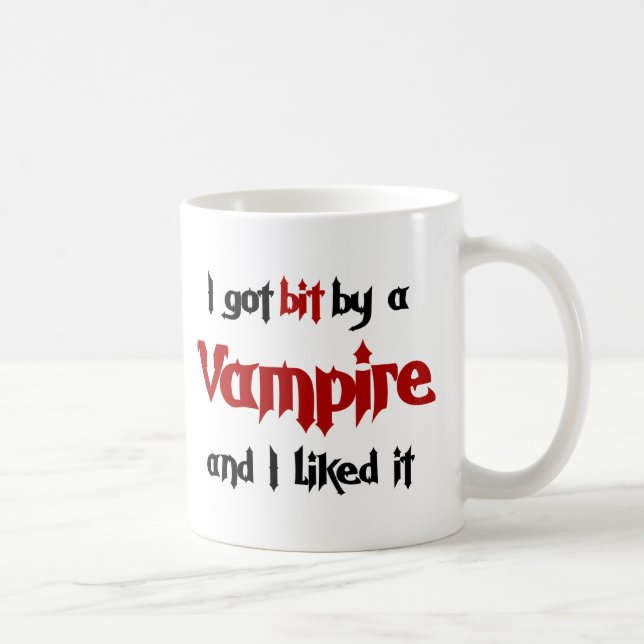 Caneca De Café Eu obtive o bocado por um vampiro (Direita)