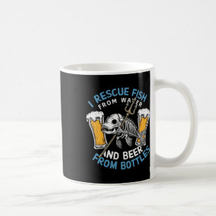 Caneca De Café Eu Recupero Peixe Da Água E Bebo Cerveja Da Garraf