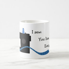 Caneca De Café Eu Sew o vivo design Sewing engraçado