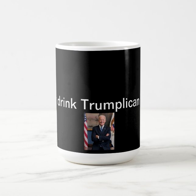 Caneca De Café Eu só bebo lágrimas de Trumplican (Centro)