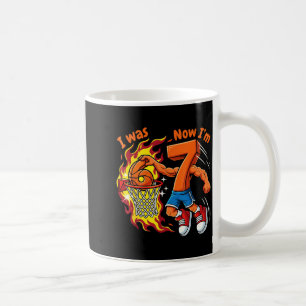 Caneca De Café Eu tinha 6 anos agora eu tenho 7 basquete 6 7 aniv
