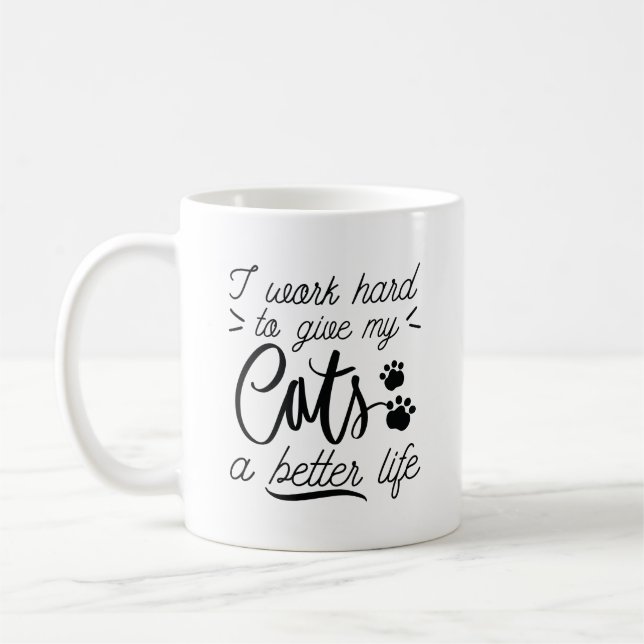 Caneca De Café Eu Trabalho Gatos Duros (Esquerda)