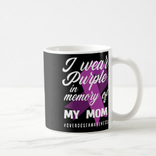 Caneca De Café Eu Visto Roxo Na Memória Para A Sobredosagem Da Mi