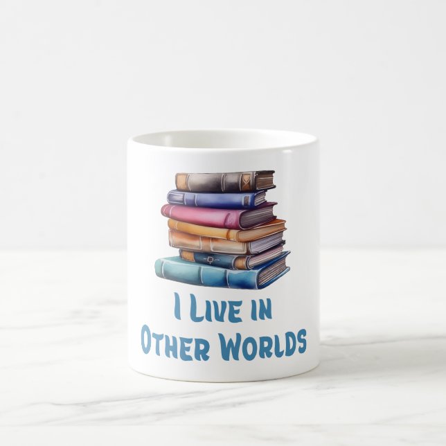 Caneca De Café Eu Vivo em Outros Mundos - Amante de Livros (Centro)