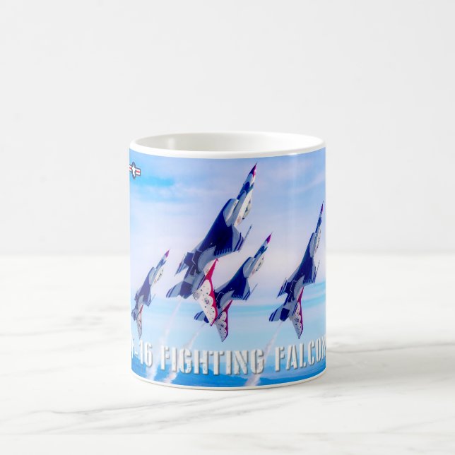 CANECA DE CAFÉ F-16C FALCÃO DE LUTA (Centro)