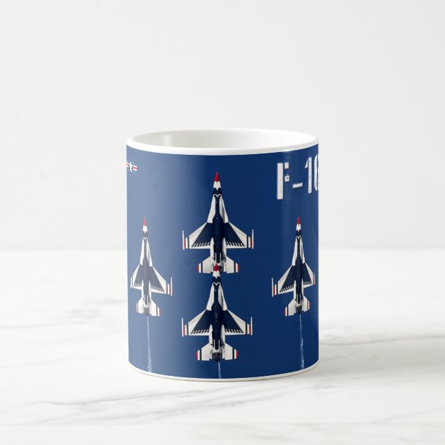 CANECA DE CAFÉ F-16C FALCÃO DE LUTA (Centro)