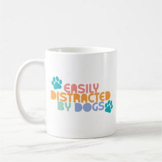 Caneca De Café Facilmente distraído por cães