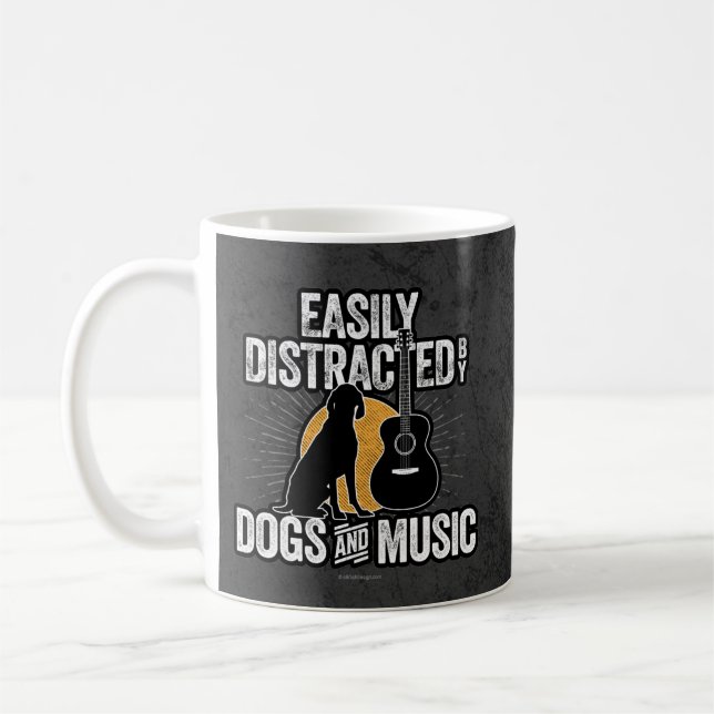 Caneca De Café Facilmente Distraído por Cães e Música (Esquerda)