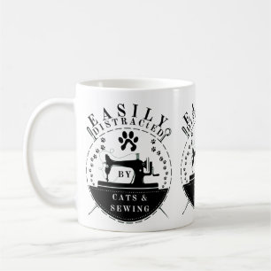 Caneca De Café Facilmente Distraído Por Gatos E Costura