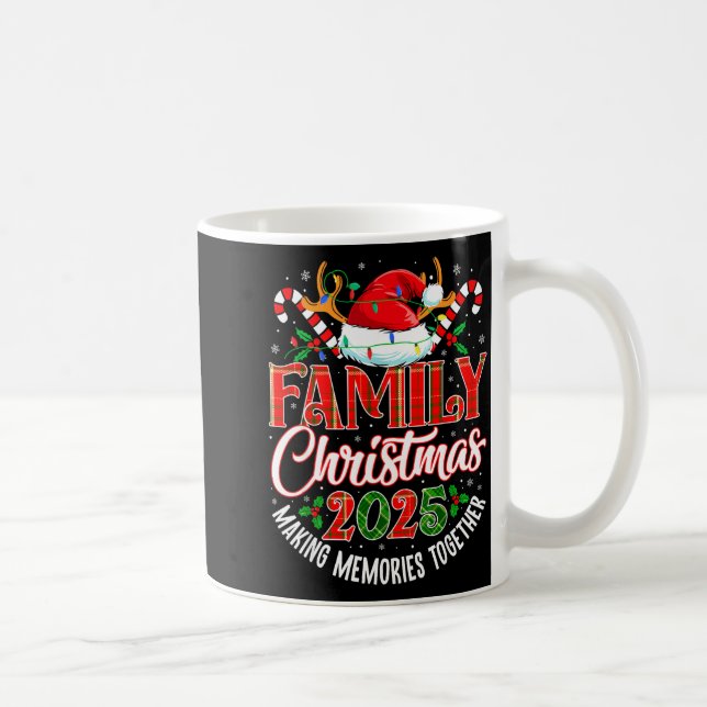 Caneca De Café Family Christmas 2025 Matching Pajama Xmas Squad  (Direita)