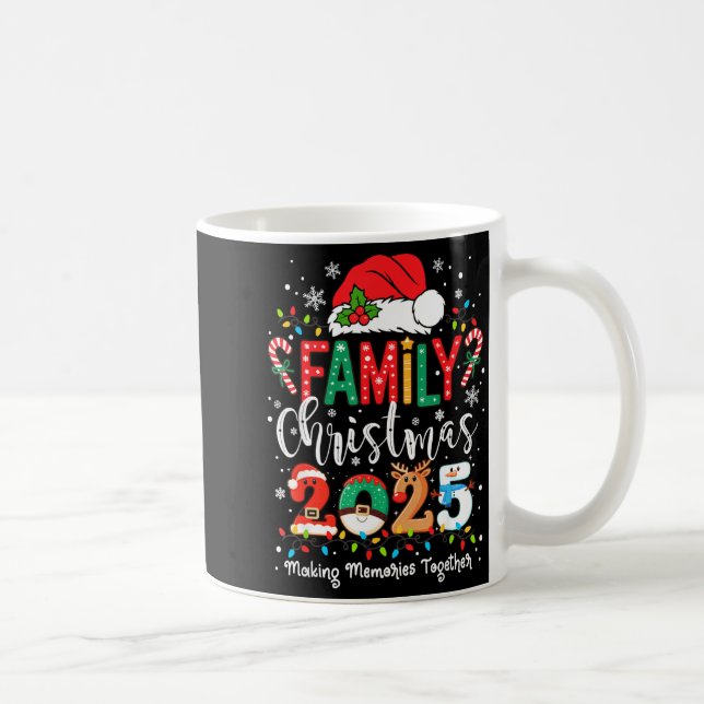Caneca De Café Family Funny Christmas Matching 2025 Santa Tee Paj (Direita)