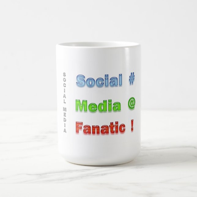 Caneca De Café Fanática das mídias sociais (Centro)