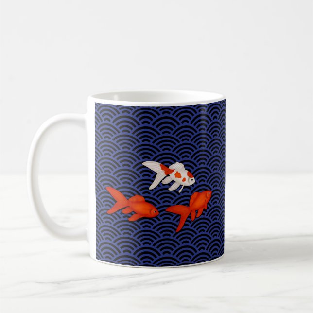 Caneca De Café Fantail Goldfish no padrão de onda de Seigaiha Jap (Esquerda)