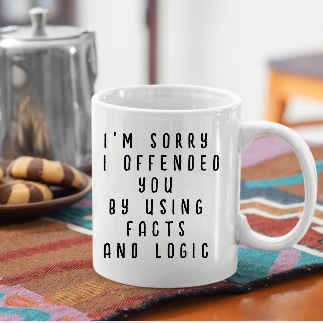 Caneca De Café Fatos Divertidos e Citação de Lógica (Funny Facts and Logic Quote Coffee Mug)