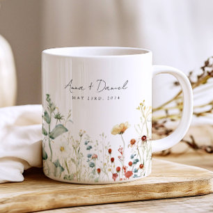 Caneca De Café Favor de Casamento em Campo de Flores Silvestres d