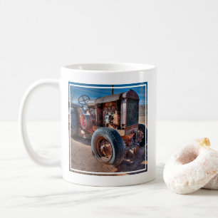 Caneca De Café Fazendas   Trator Antiquado Rusty