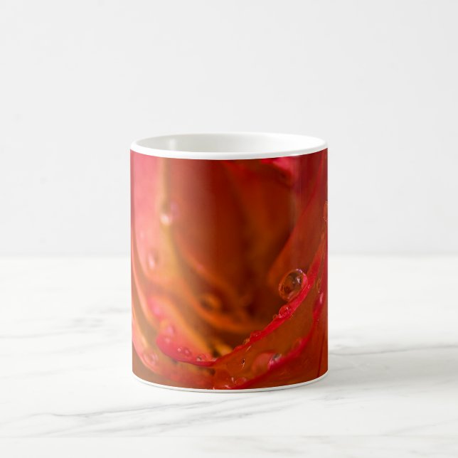 Caneca De Café Fechamento da rosa vermelha (Centro)