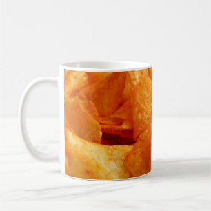 Caneca De Café Feche as suculentas, crocantes, batatas fritas na