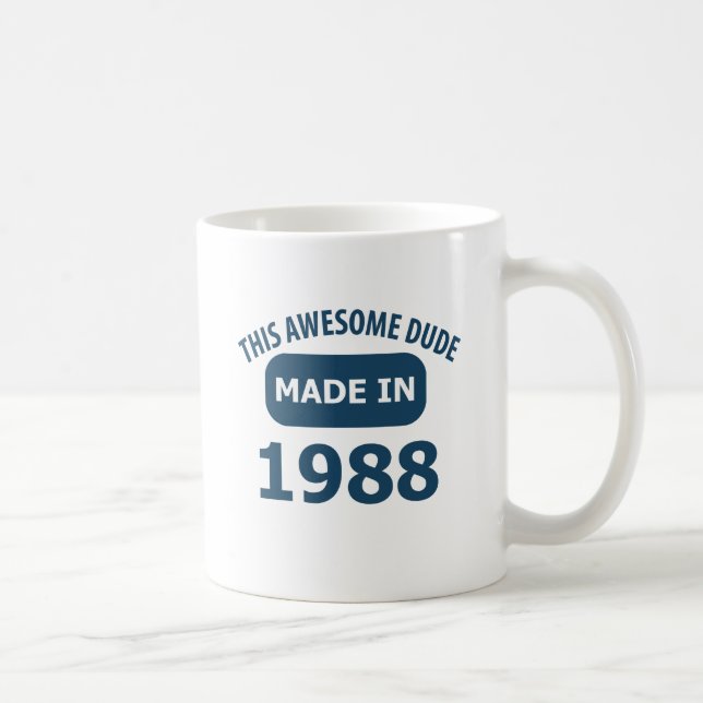 Caneca De Café Feito em 1988 (Direita)