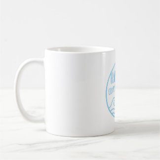 Caneca De Café Felicidade vem nas ondas dizendo