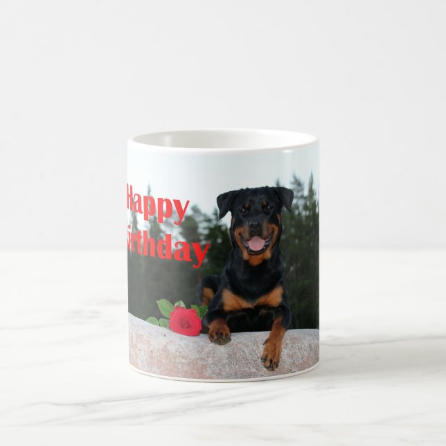 Caneca De Café feliz aniversário do rottweiler (Centro)