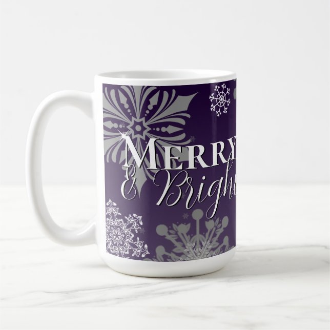 Caneca De Café Feliz roxa e flocos de neve brilhantes Natal (Esquerda)