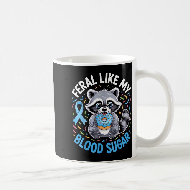 Caneca De Café Feral Like My Blood Sugar Raccoon Outfit With Donu (Direita)