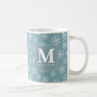 Caneca De Café Feriado Monogrammed dos flocos de neve do inverno