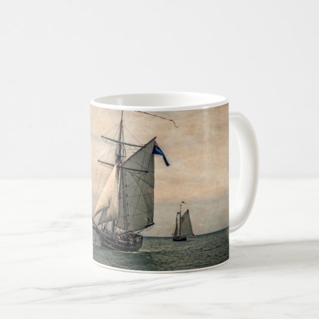 Caneca De Café Festival dos Navios Altos (Frente Esquerda)