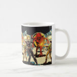 Caneca De Café Ficha científica Vintage, Atacando a Alienígena Sc<br><div class="desc">Vintage ilustration science fiction image apresentando duas mulheres lutando com um monstro armado de alienígena assustadora atirando nele com suas armas a laser. Cena clássica de quadrinhos retrô.</div>