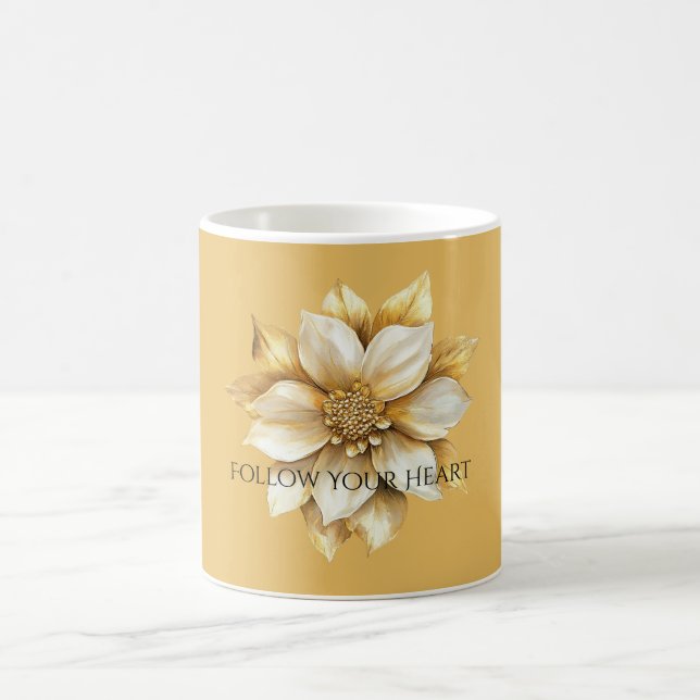 Caneca De Café Flor de Creme Dourada (Centro)