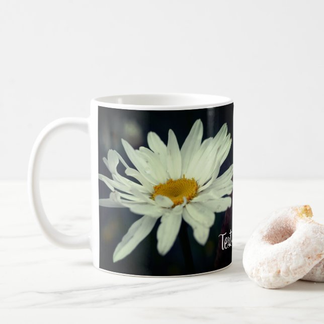 Caneca De Café Flor de margarida branca personalizada (Com Donut)
