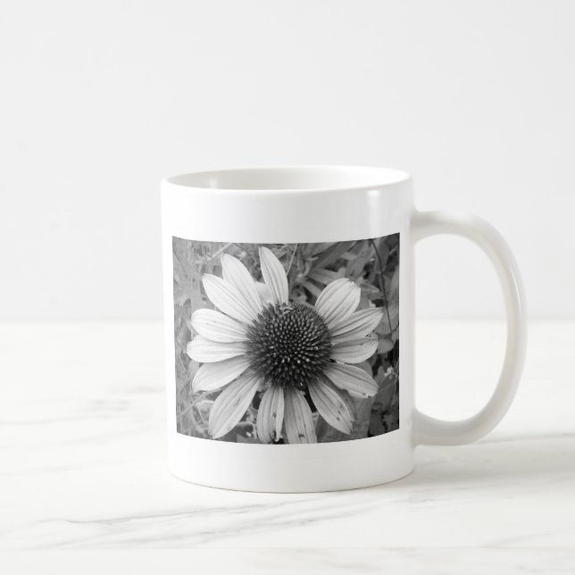 Caneca De Café Flor em preto e branco (Direita)