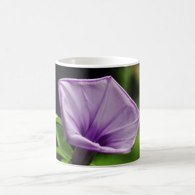 Caneca De Café Flor Roxo em Fundo Verde (Centro)