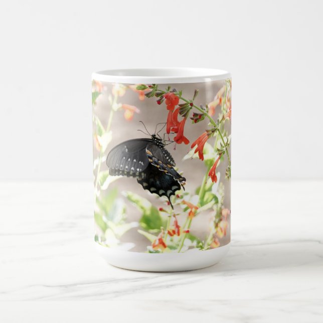 Caneca De Café Floral com borboleta (Centro)