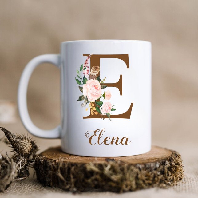 Caneca De Café Floral Personalizada Bridesmaid - Letra E Presente (Criador carregado)